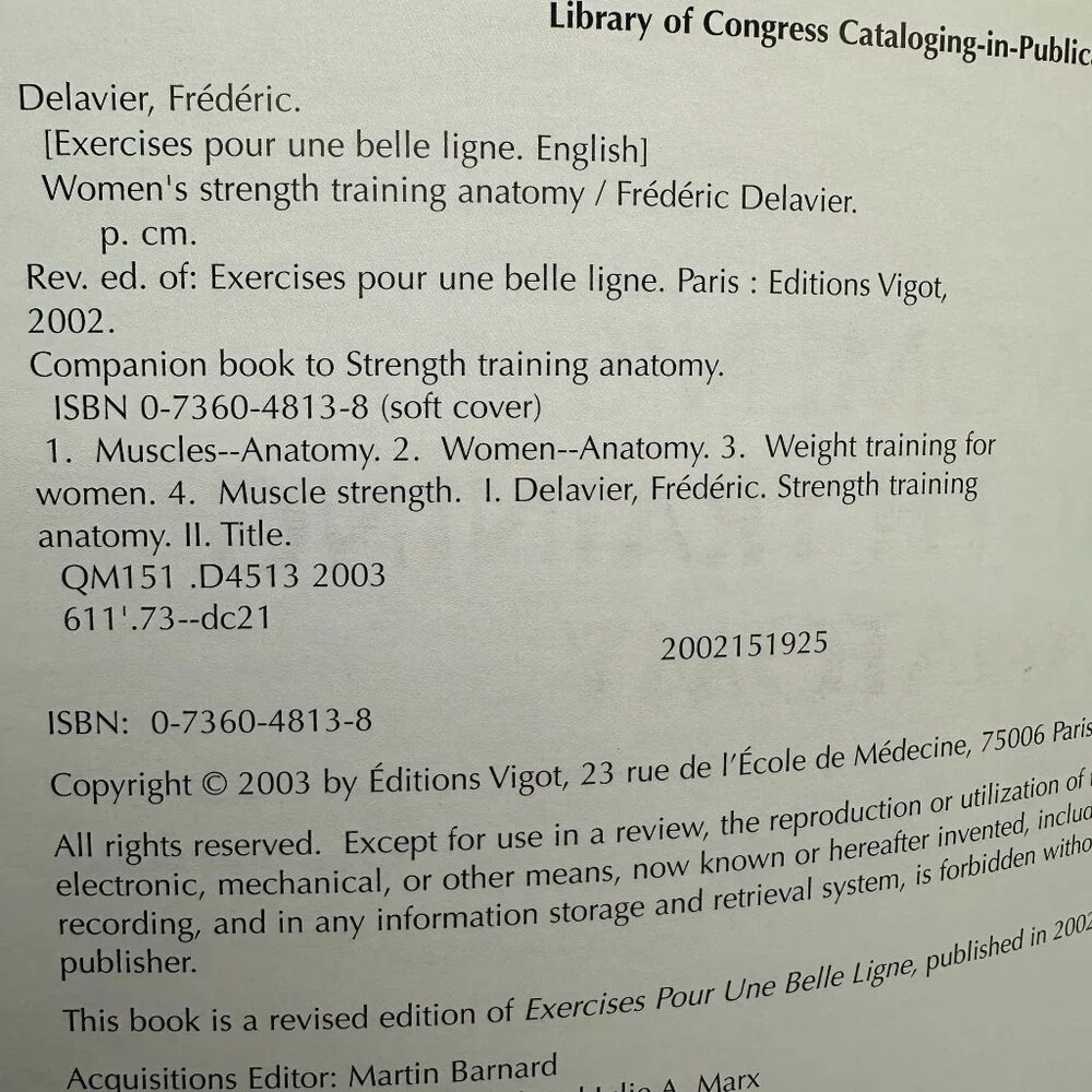 Women's Strength Training Anatomy Frederic Delavier Paperback